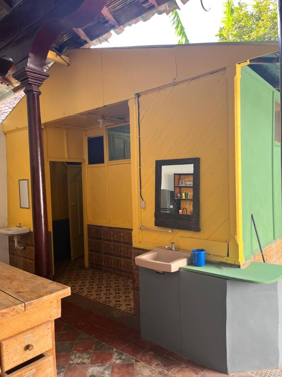 Casa Gallo Pinto กรานาดา ภายนอก รูปภาพ